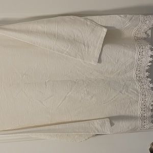 Off white Chico top. Size 3 (16/18).